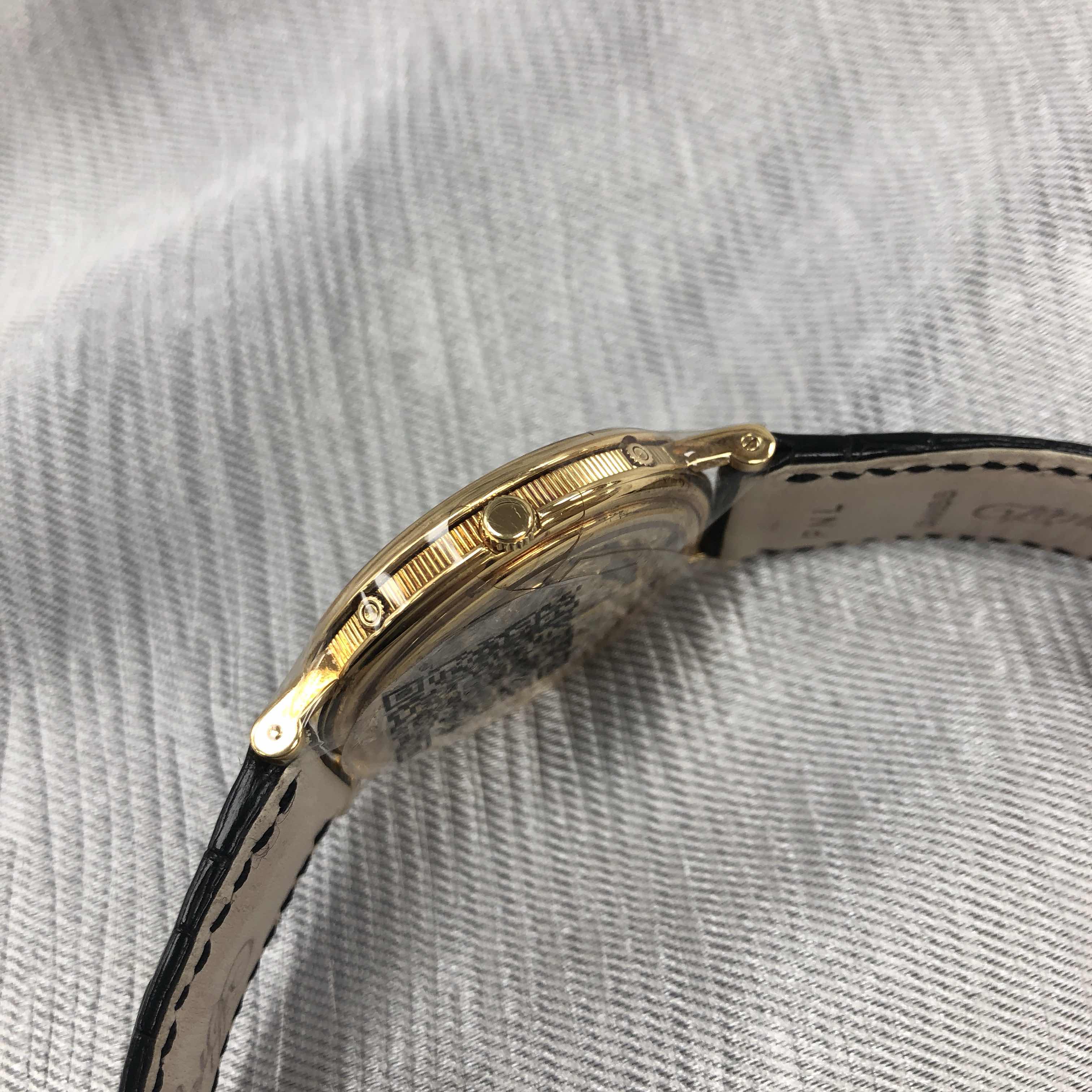 Breguet 3337BA/1E/286 CLASSIQUE Automatic 18kt Yellow Gold