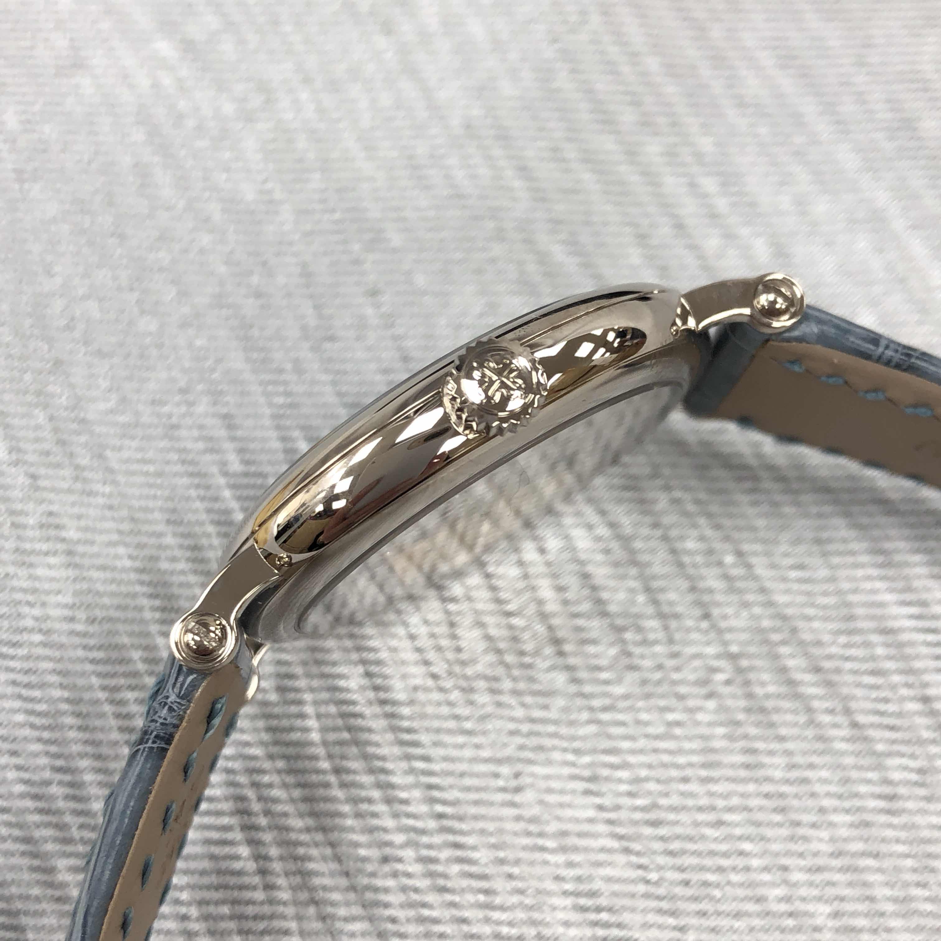 Patek Philippe 7200/50G-011 CALATRAVA Automatic 18kt White Gold