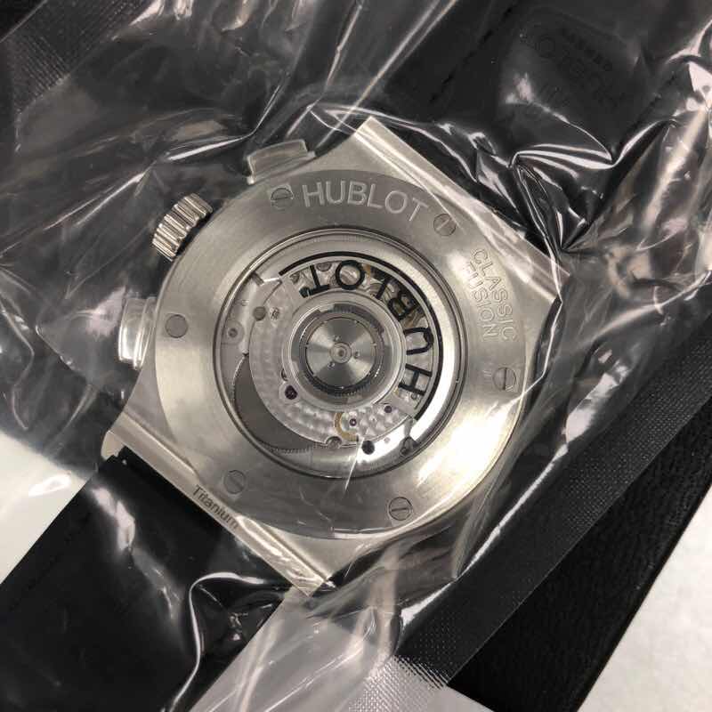 Hublot 541.NX.1171.LR.1104 CLASSIC FUSION Automatic Titanium & Diamond