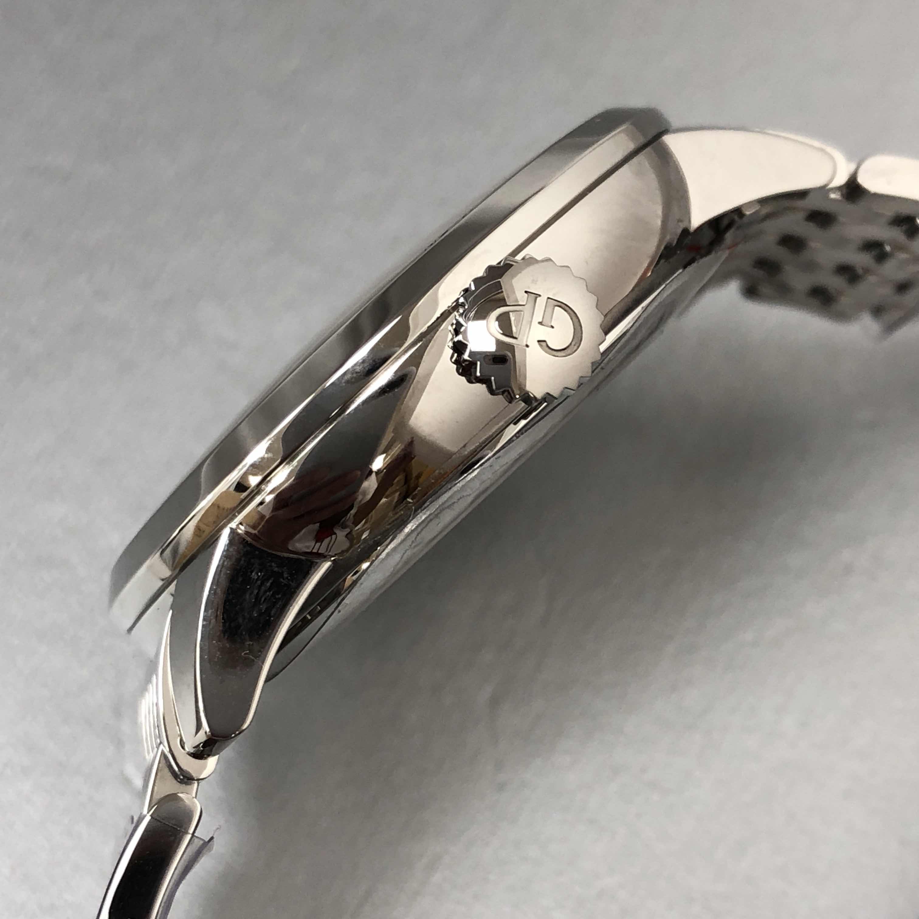 Girard Perregaux 49557-11-132-11A 1996 Automatic Stainless Steel
