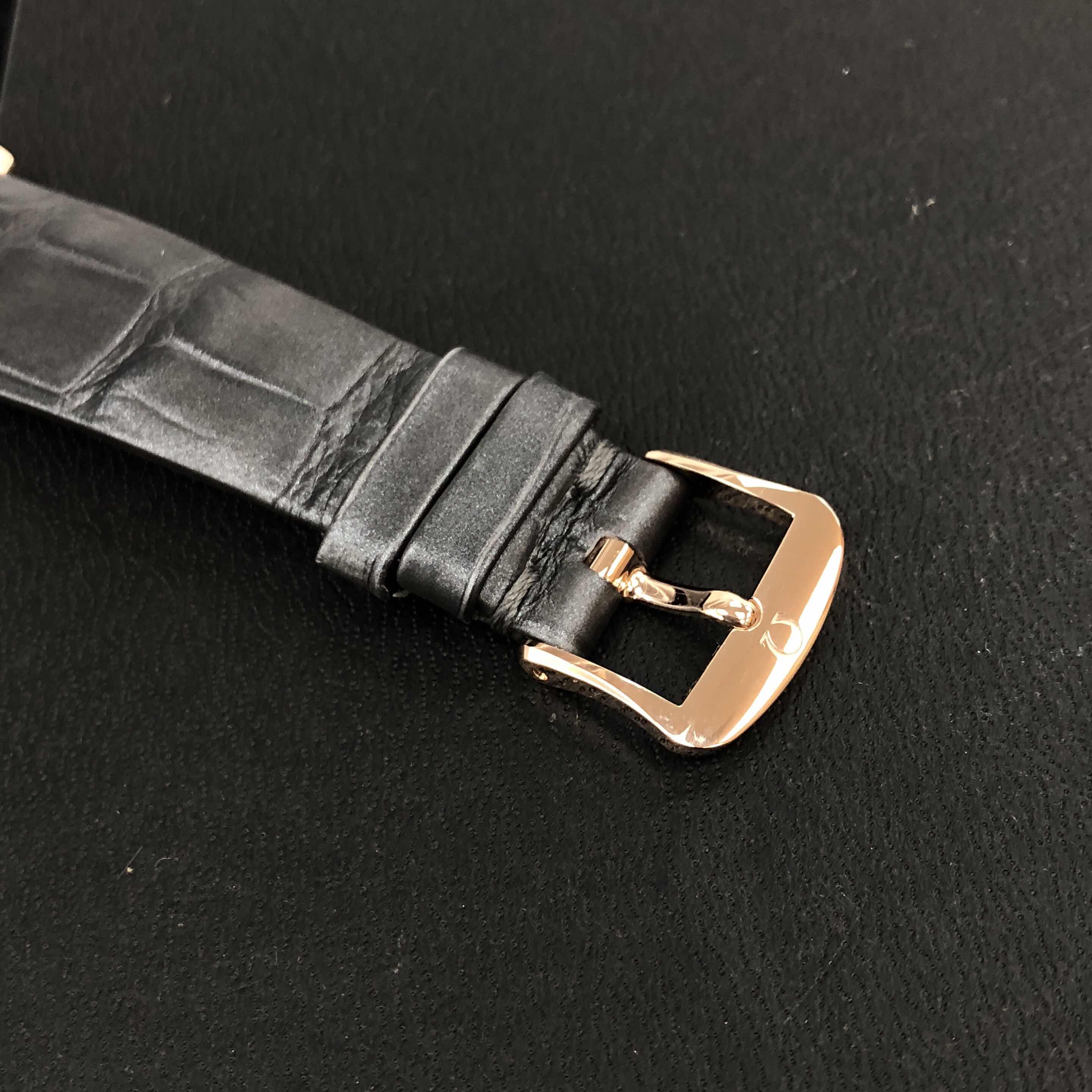 Omega 428.58.36.60.02.001 DE VILLE Quartz 18kt Rose Gold & Diamonds