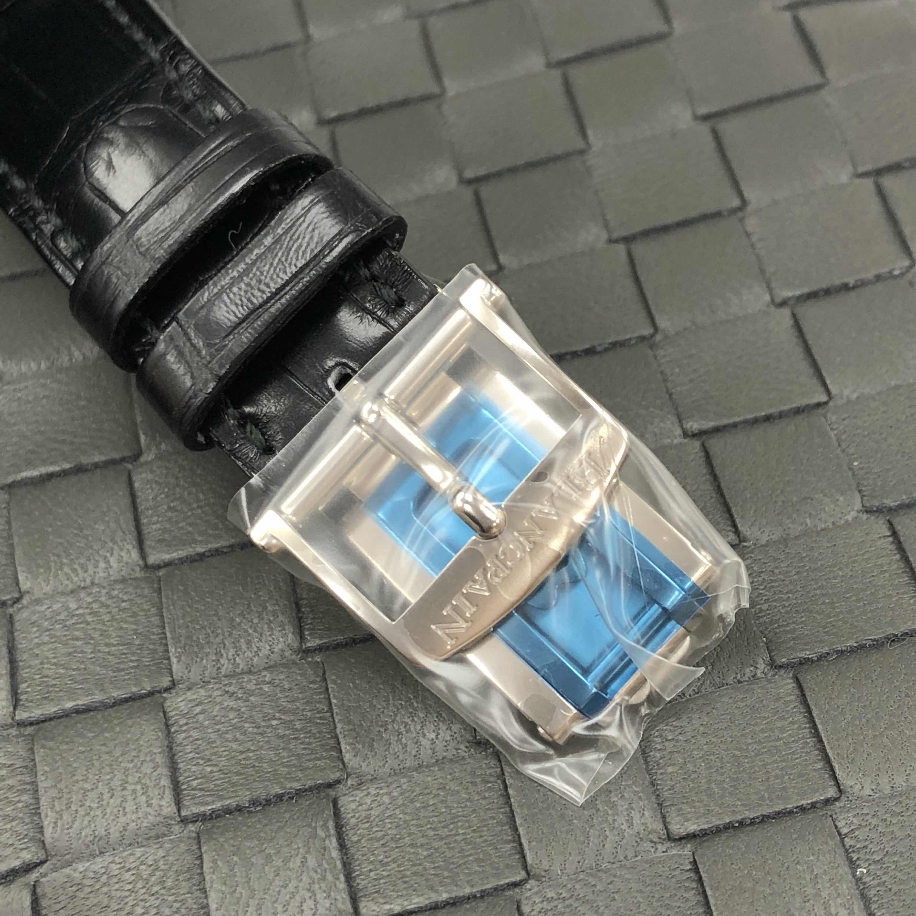 Blancpain 6223-1987-55B VILLERET Automatic 18kt White Gold & Diamond