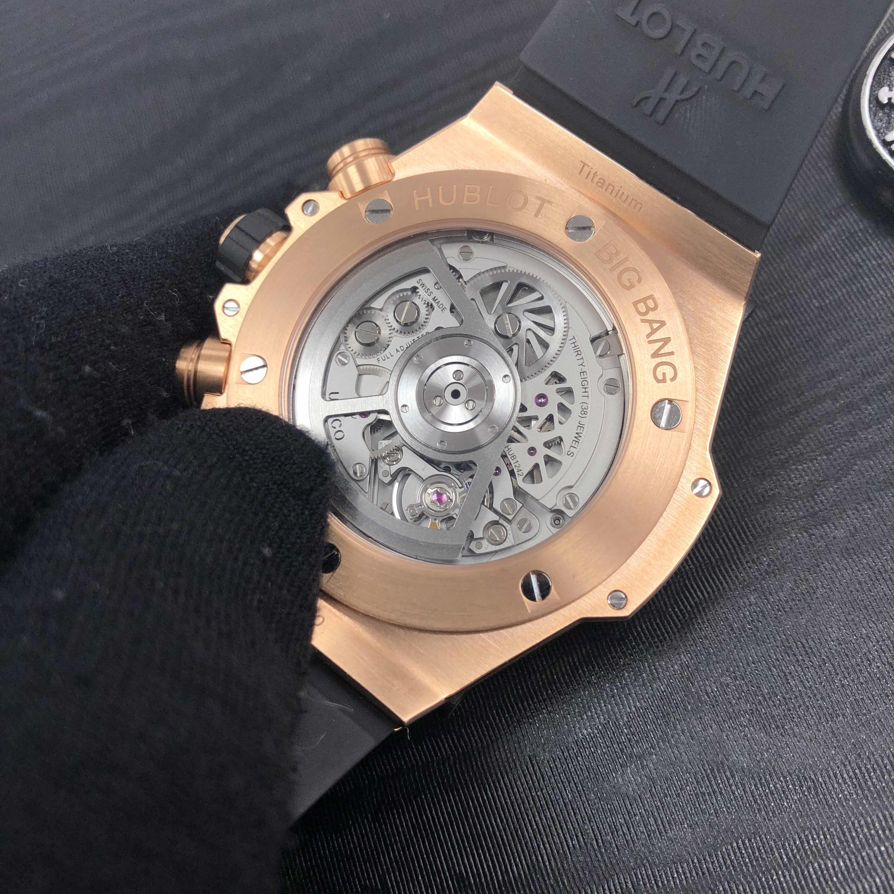 Hublot 411.OX.1180.RX.1104 BIG BANG Automatic 18kt Rose Gold & Diamonds