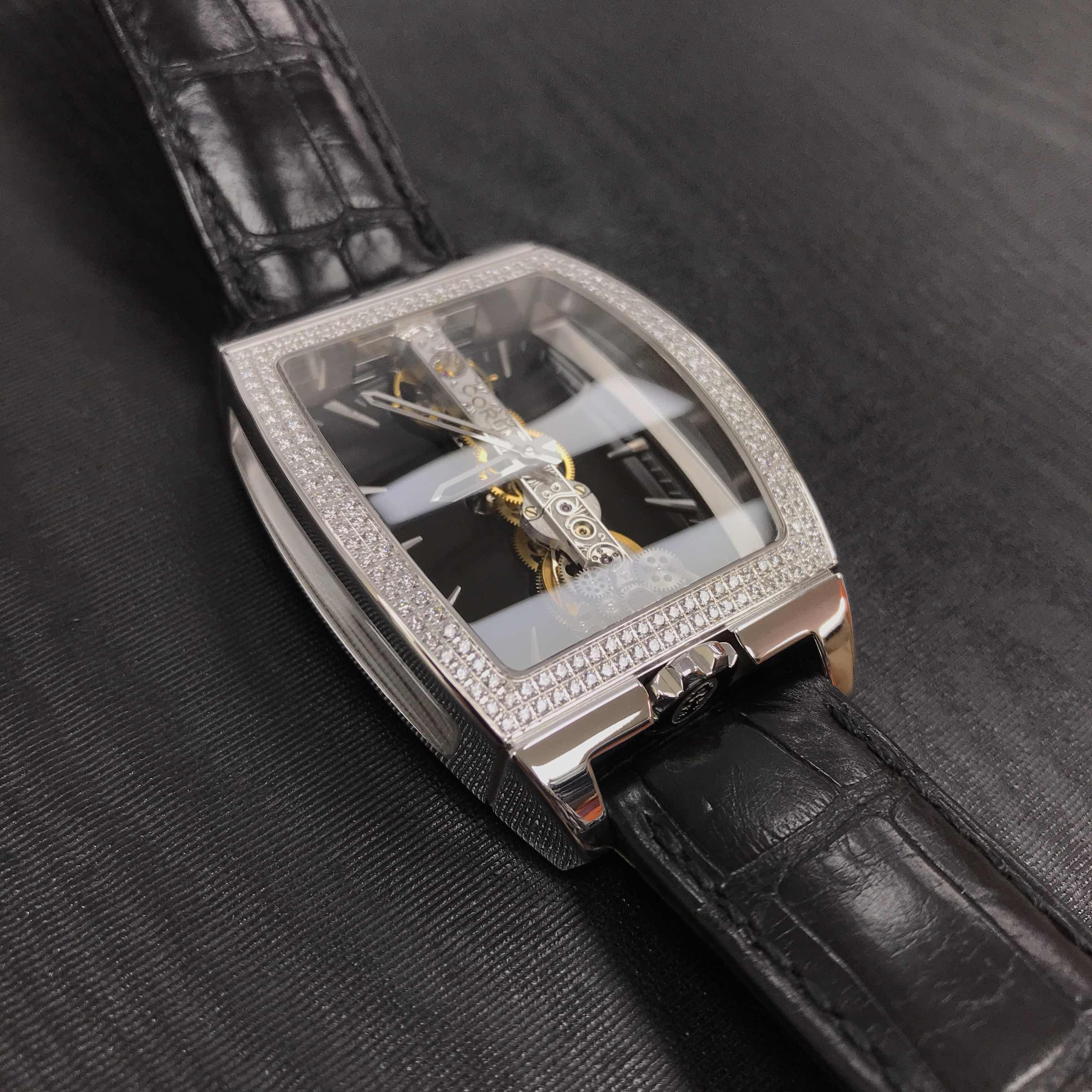 Corum 113.151.69/0001 FN01 BRIDGE Manual Wind 18kt White Gold & Diamond