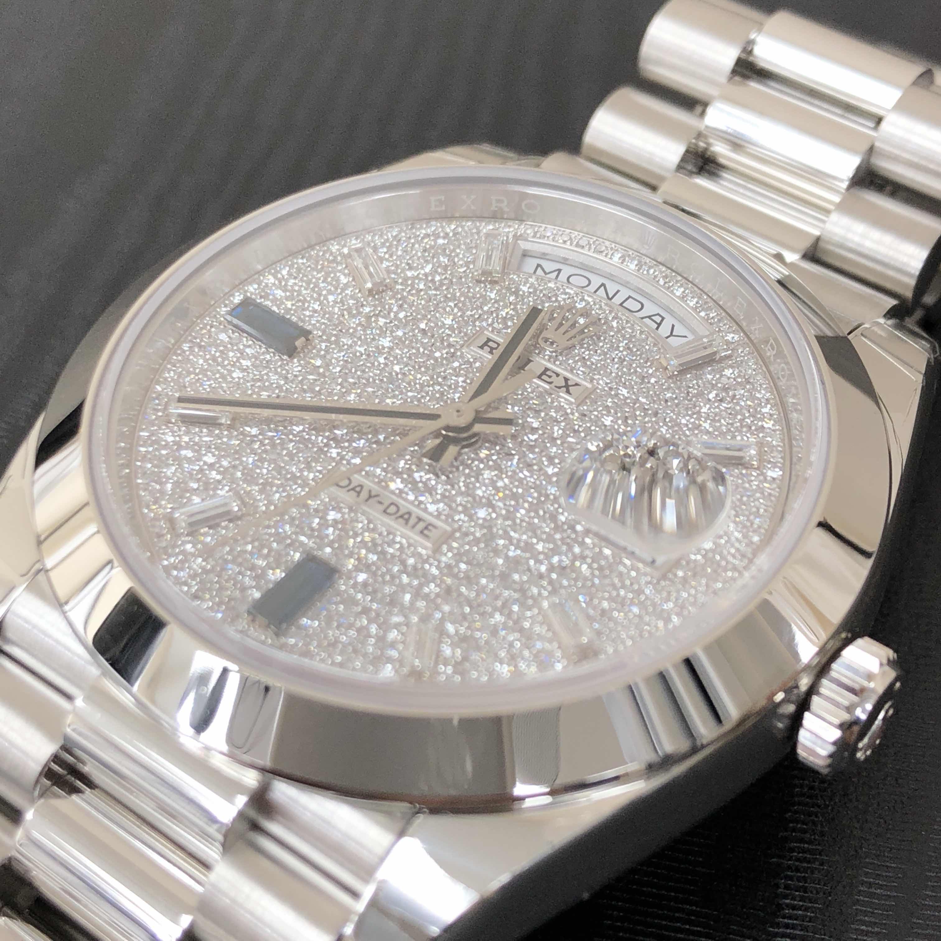 Rolex 228206 Z.B2SA DAY-DATE Automatic 18kt White Gold
