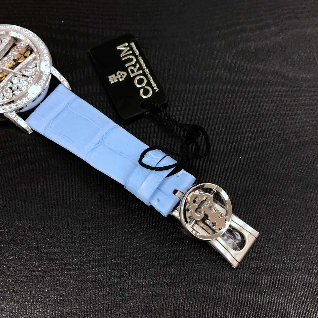 Corum 113.000.69/0F06 DG99G GOLDEN BRIDGE Manual Wind 18kt White Gold & Diamond