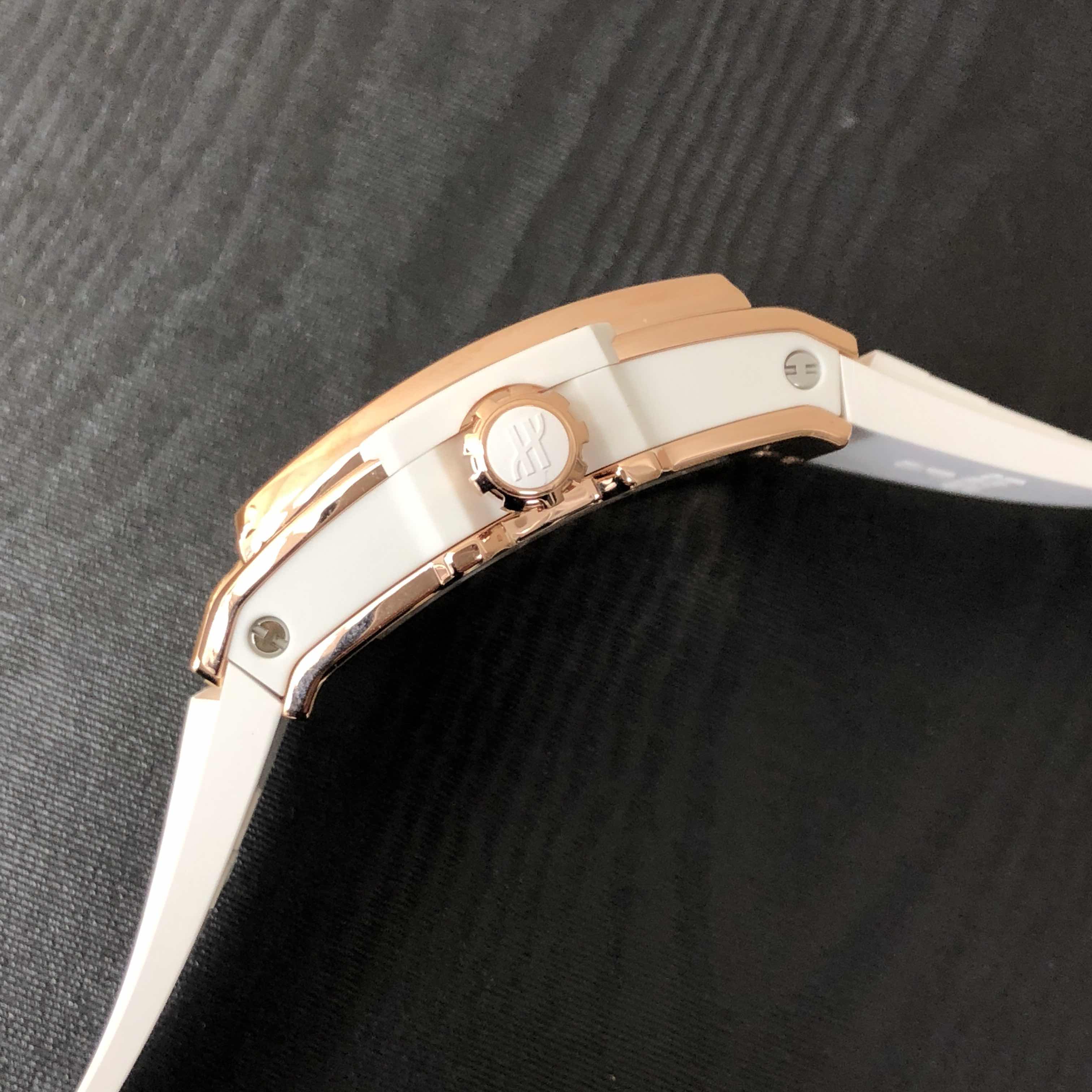 Hublot 665.OE.2080.RW.1204 SPIRIT OF BIG BANG Automatic 18kt Rose Gold & Diamonds
