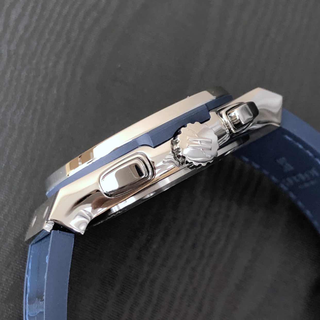 Hublot 541.NX.7170.LR CLASSIC FUSION Automatic Stainless Steel