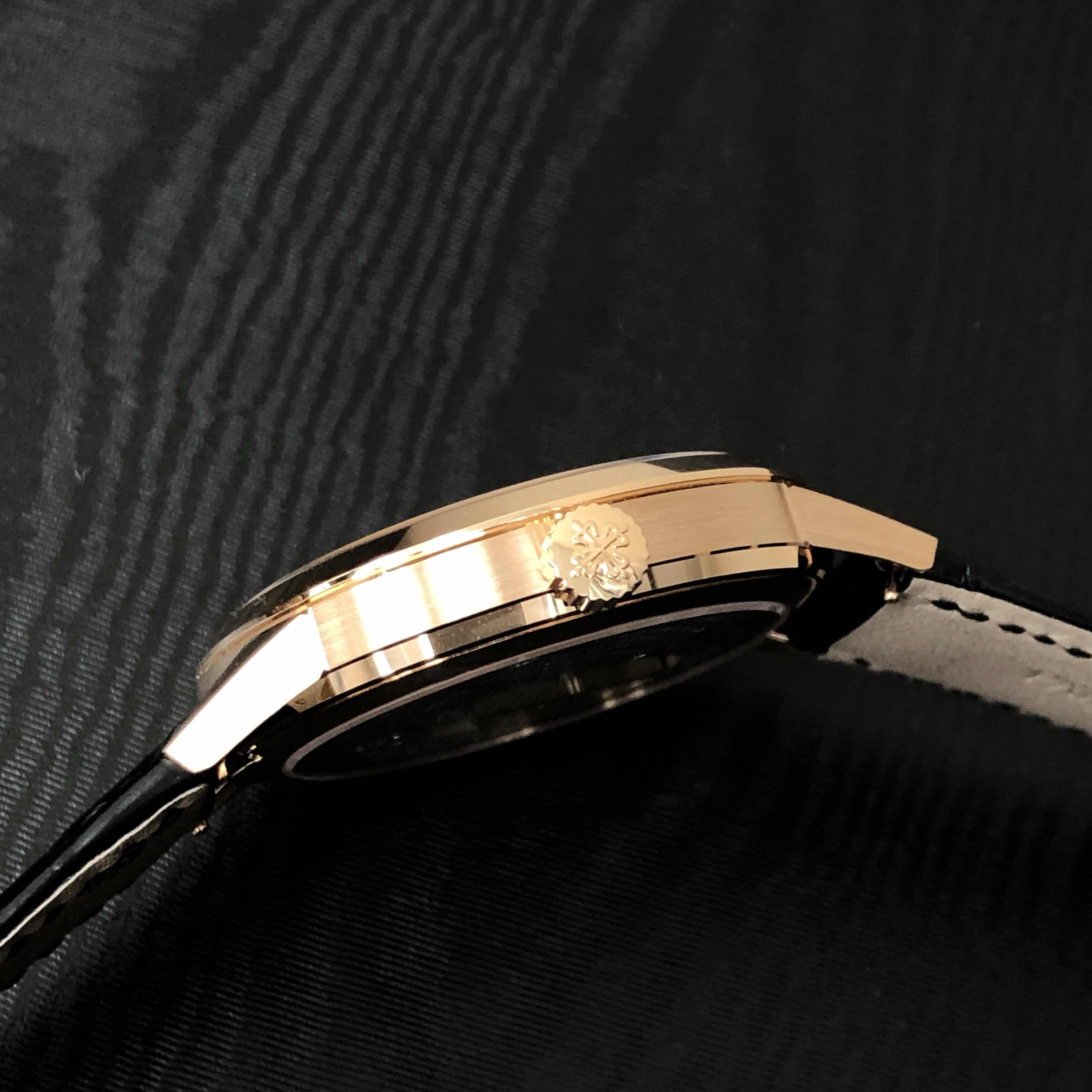 Patek Philippe 5235-50R-001 COMPLICATIONS Automatic 18kt Rose Gold