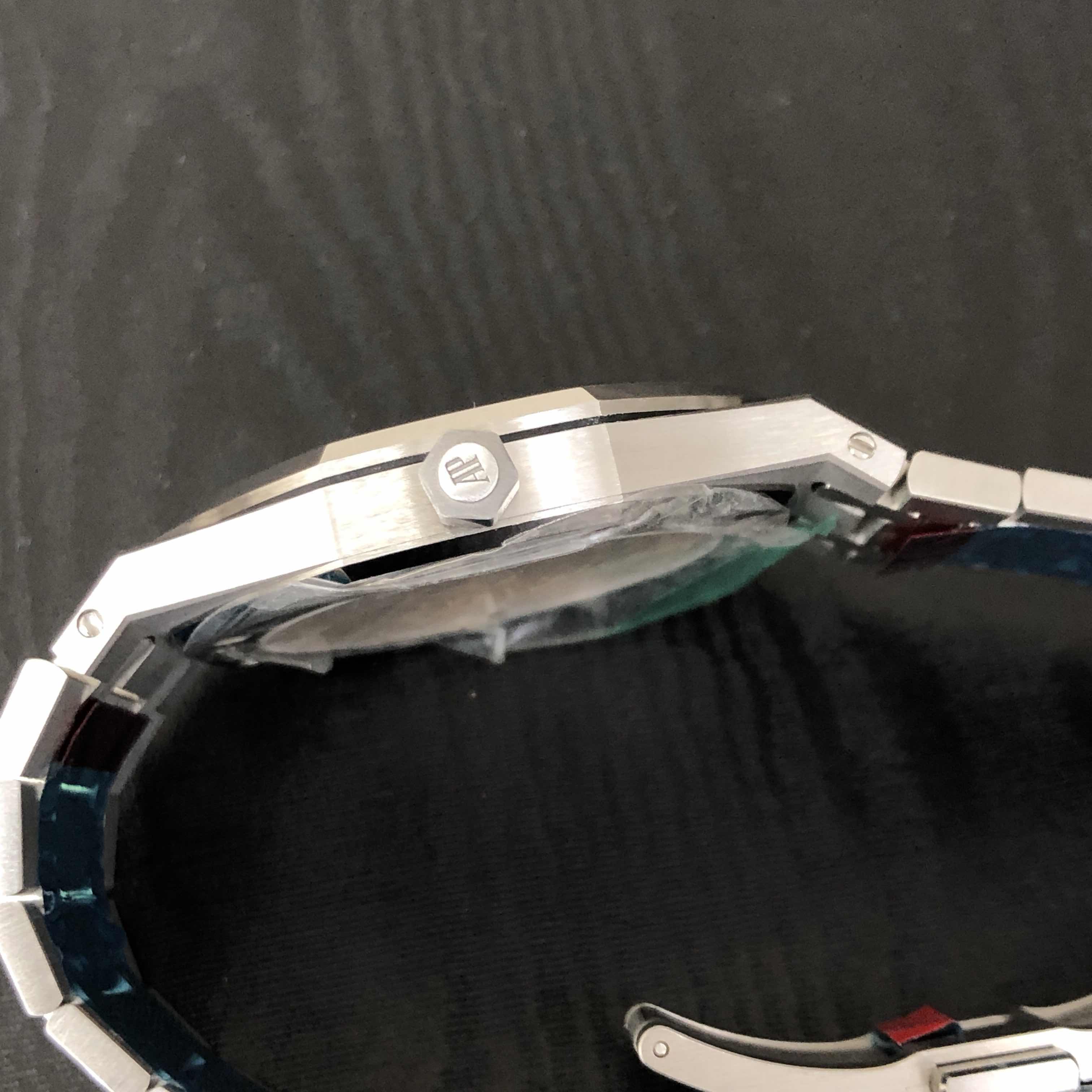 Audemars Piguet 15202ST.OO.1240ST.01 ROYAL OAK Automatic Stainless Steel
