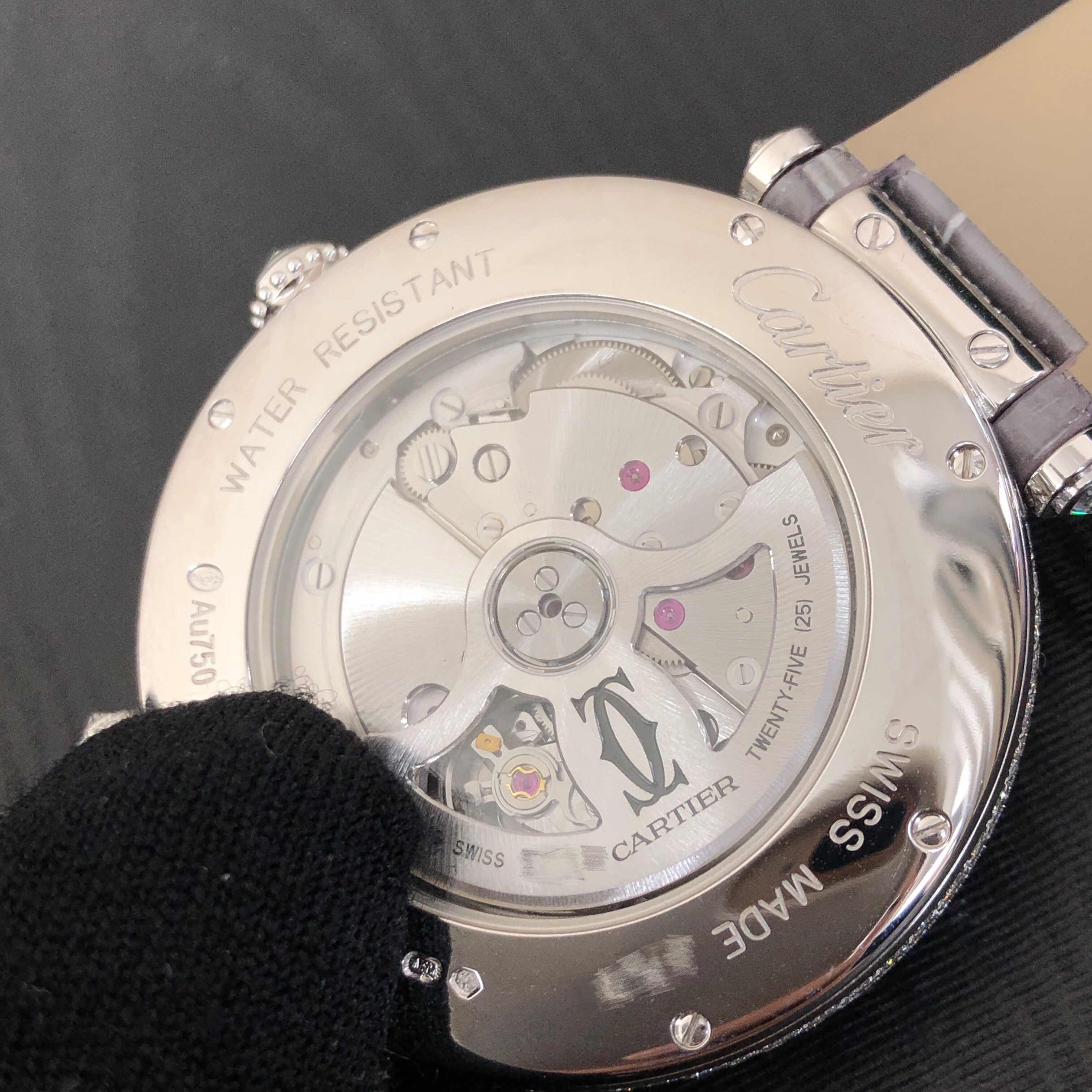 Cartier HPI01105 BESTIAIRE Automatic 18kt White Gold & Diamond