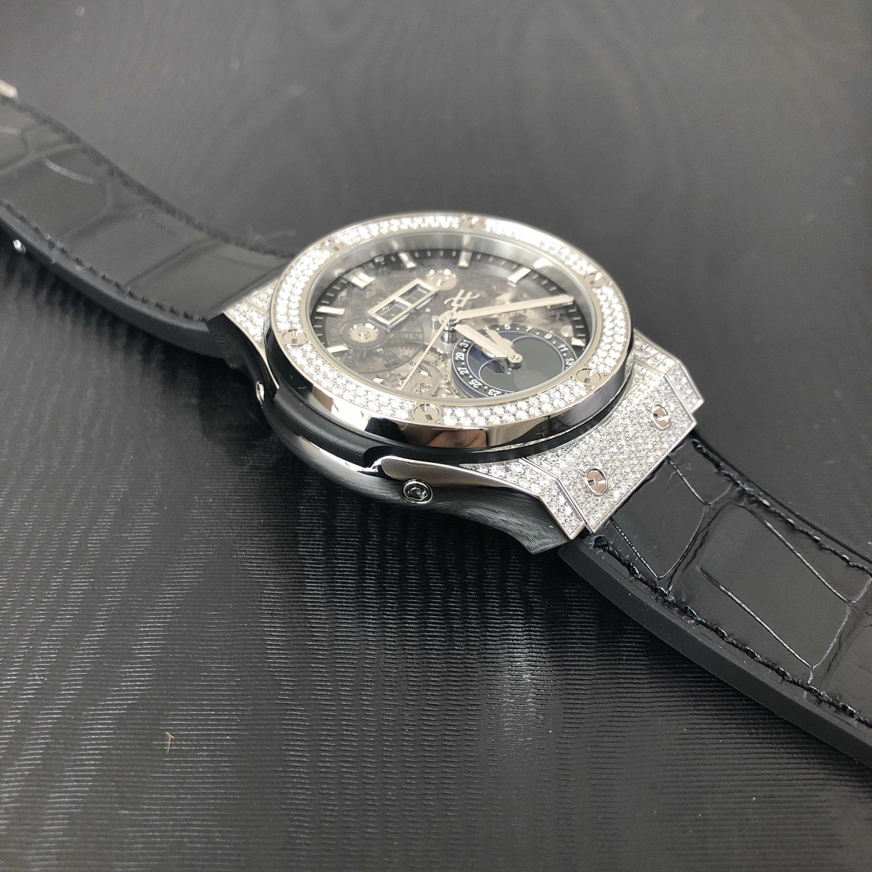 Hublot 547.NX.0170.LR.1704 CLASSIC FUSION Automatic Titanium & Diamond