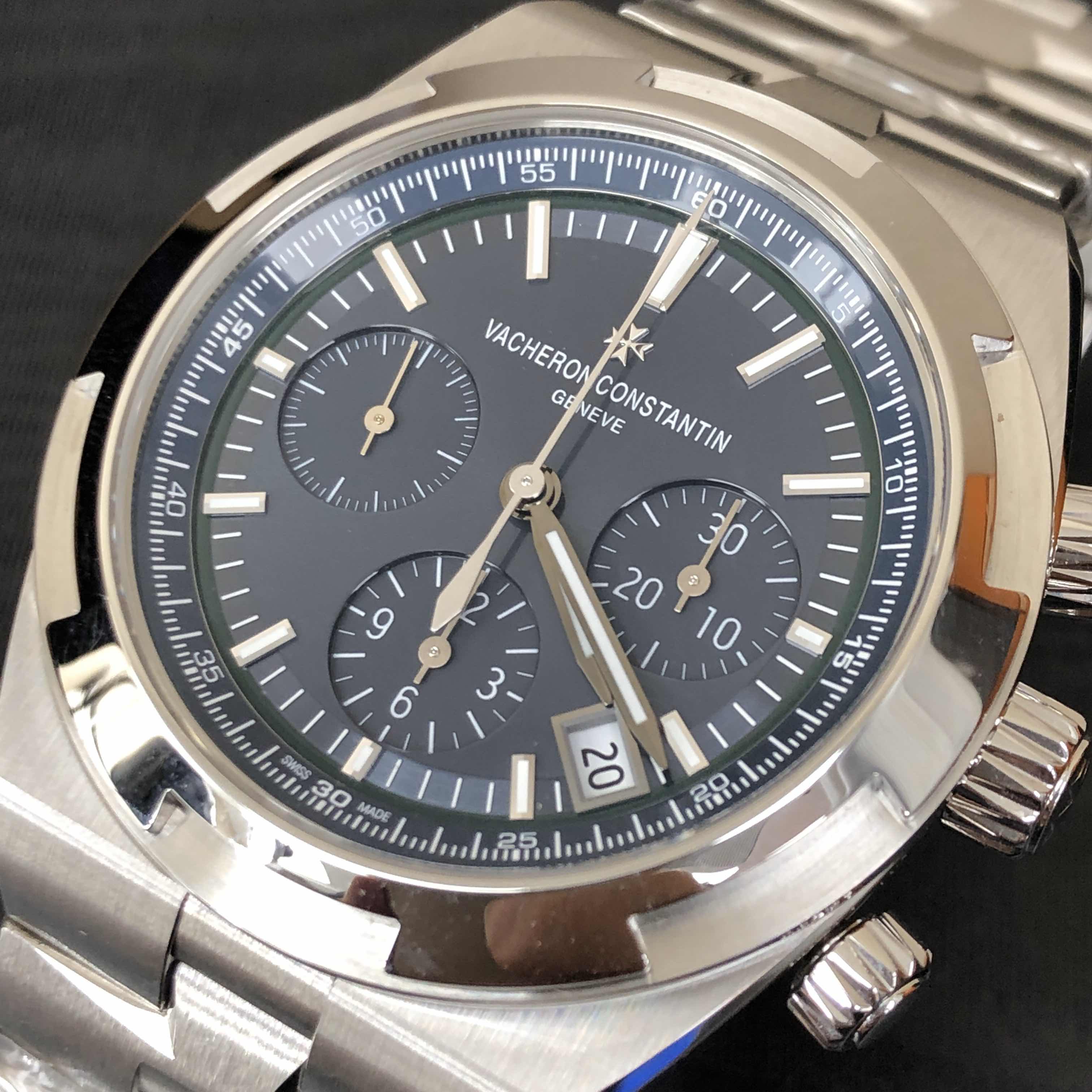 Vacheron Constantin 5500V/110A-B433 OVERSEAS Automatic Stainless Steel