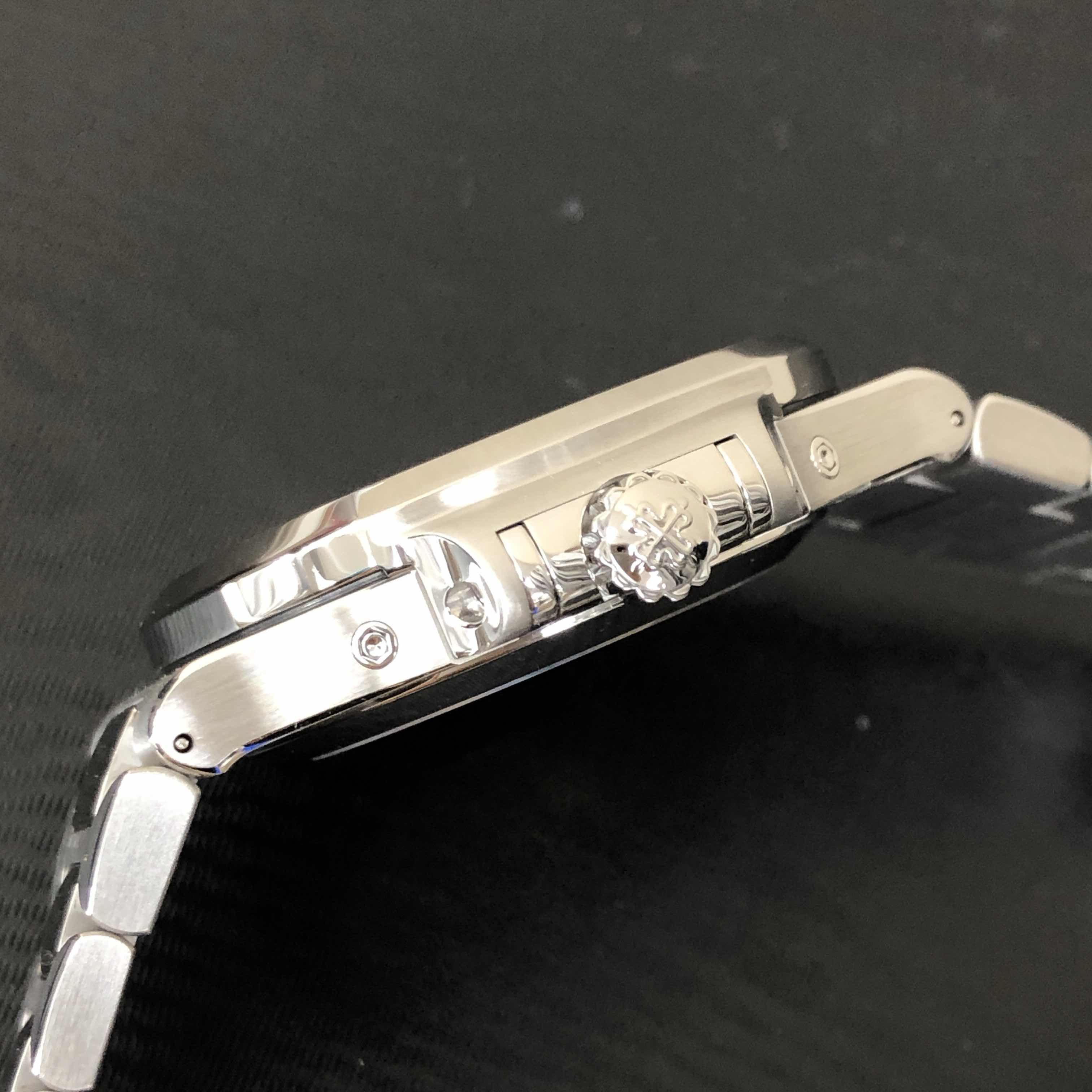 Patek Philippe 5726/1A-014 NAUTILUS Automatic Stainless Steel