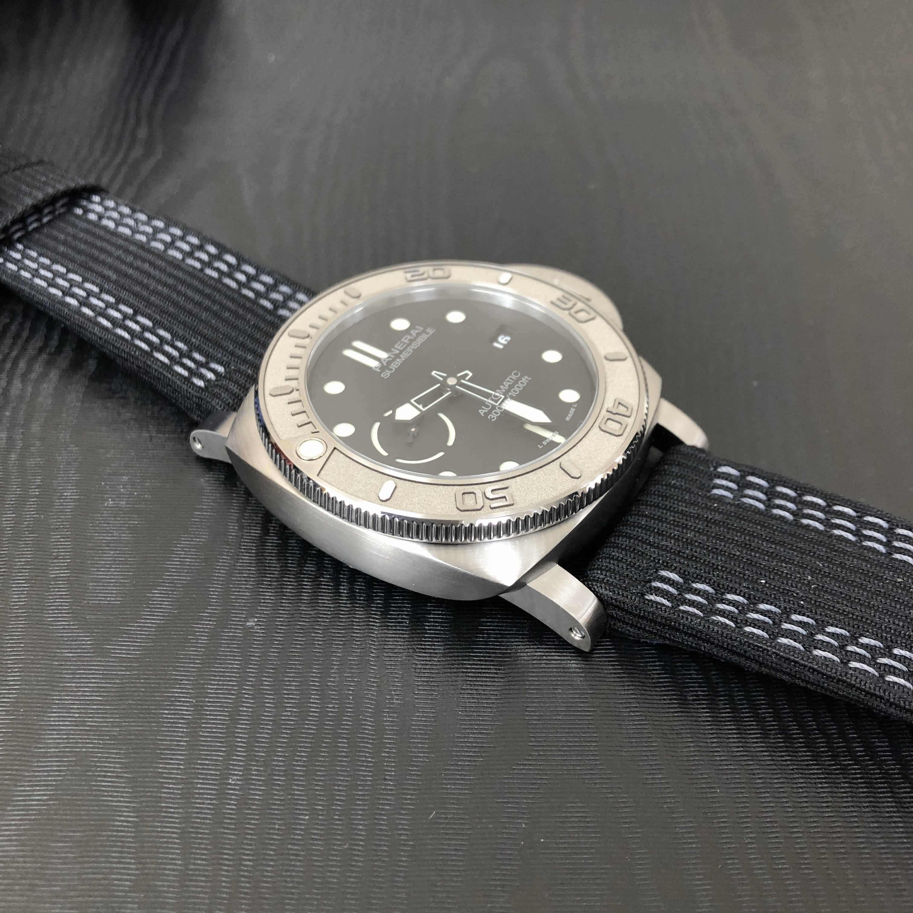 Panerai PAM00984 DIVERS Automatic Stainless Steel