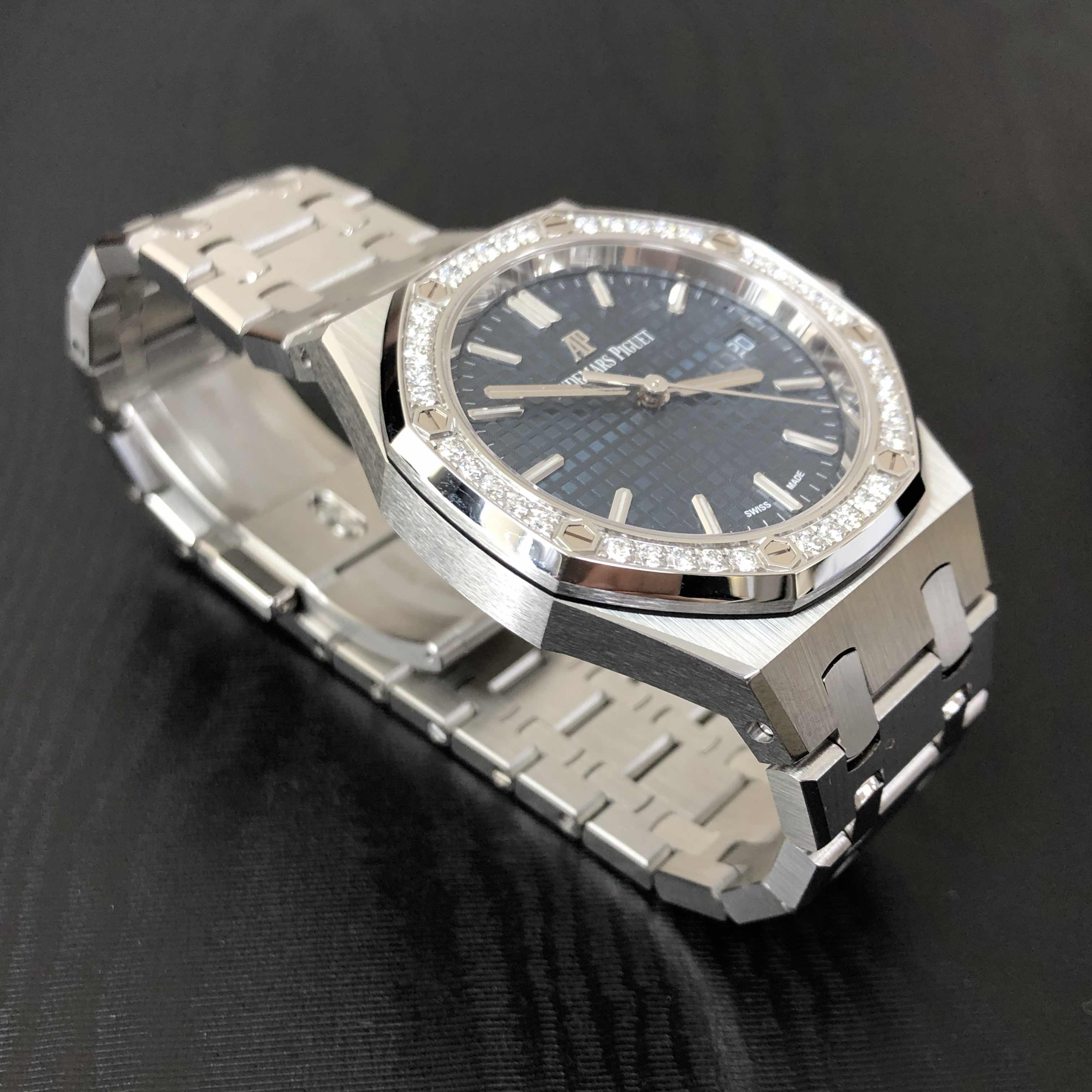 Audemars Piguet 77351ST.ZZ.1261ST.01 ROYAL OAK Automatic Stainless Steel & Diamonds
