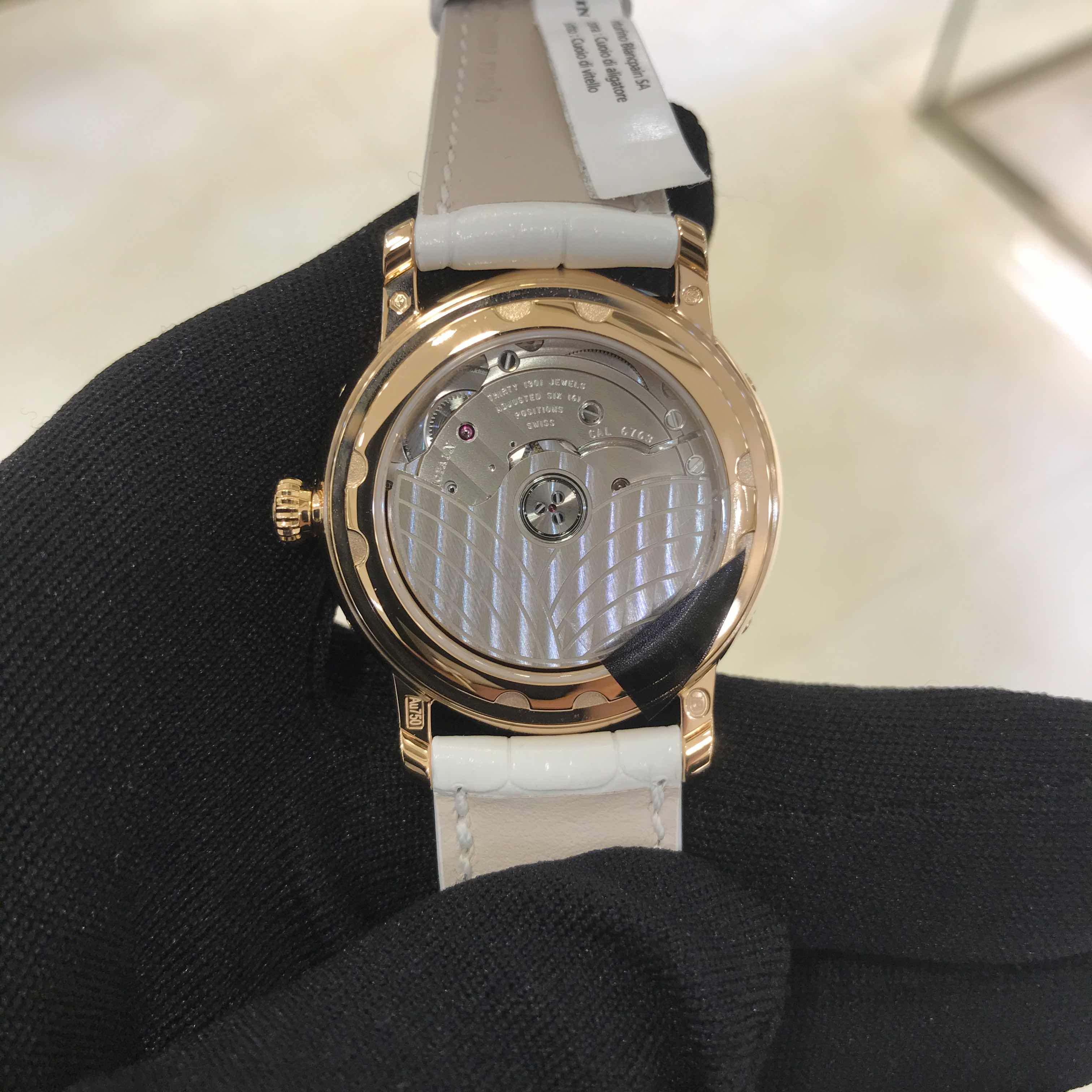 Blancpain 3663-2954-55B WOMEN Automatic 18kt Rose Gold & Diamonds
