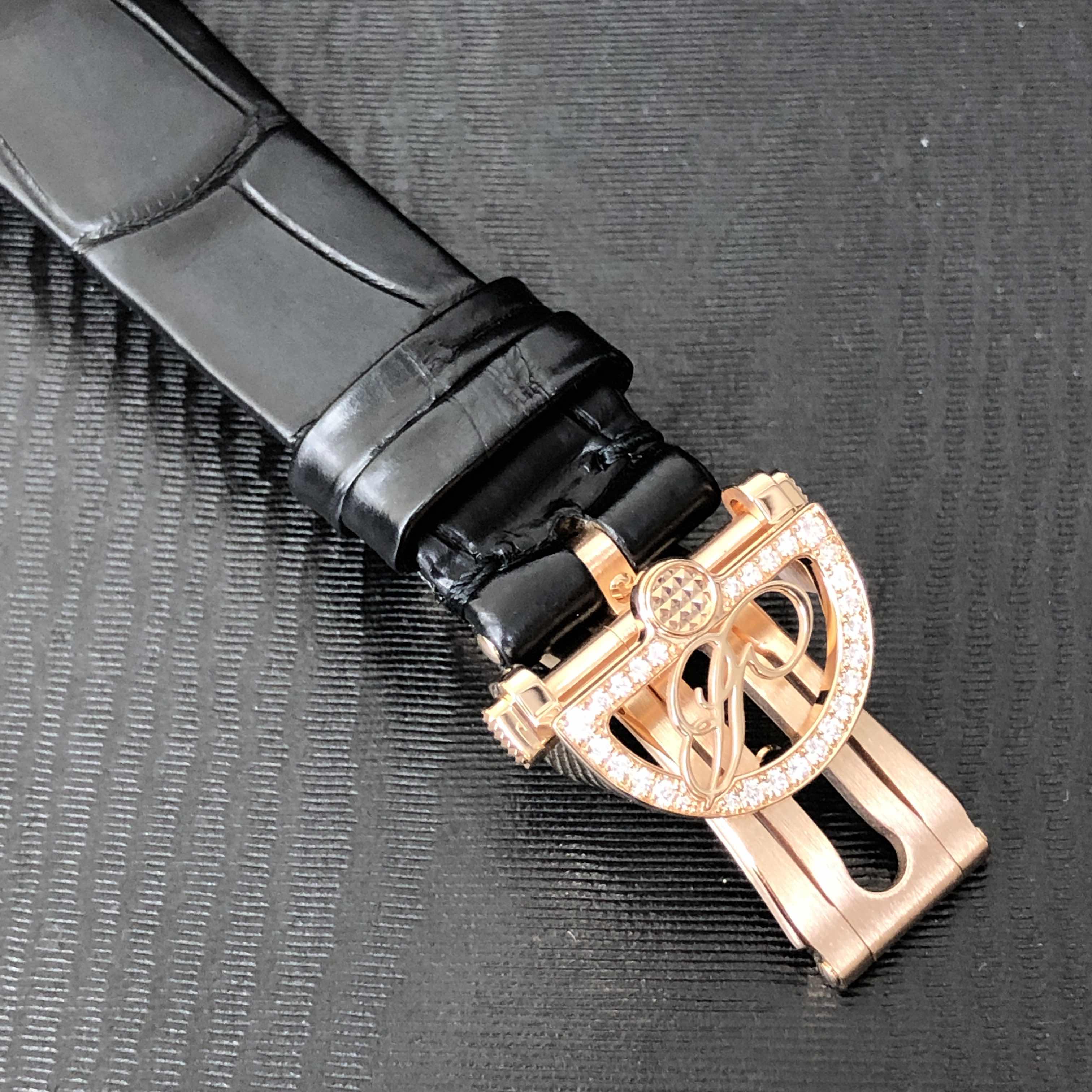Breguet 8918BR/58/964/D00D/3L REINE DE NAPLES Automatic 18kt Rose Gold