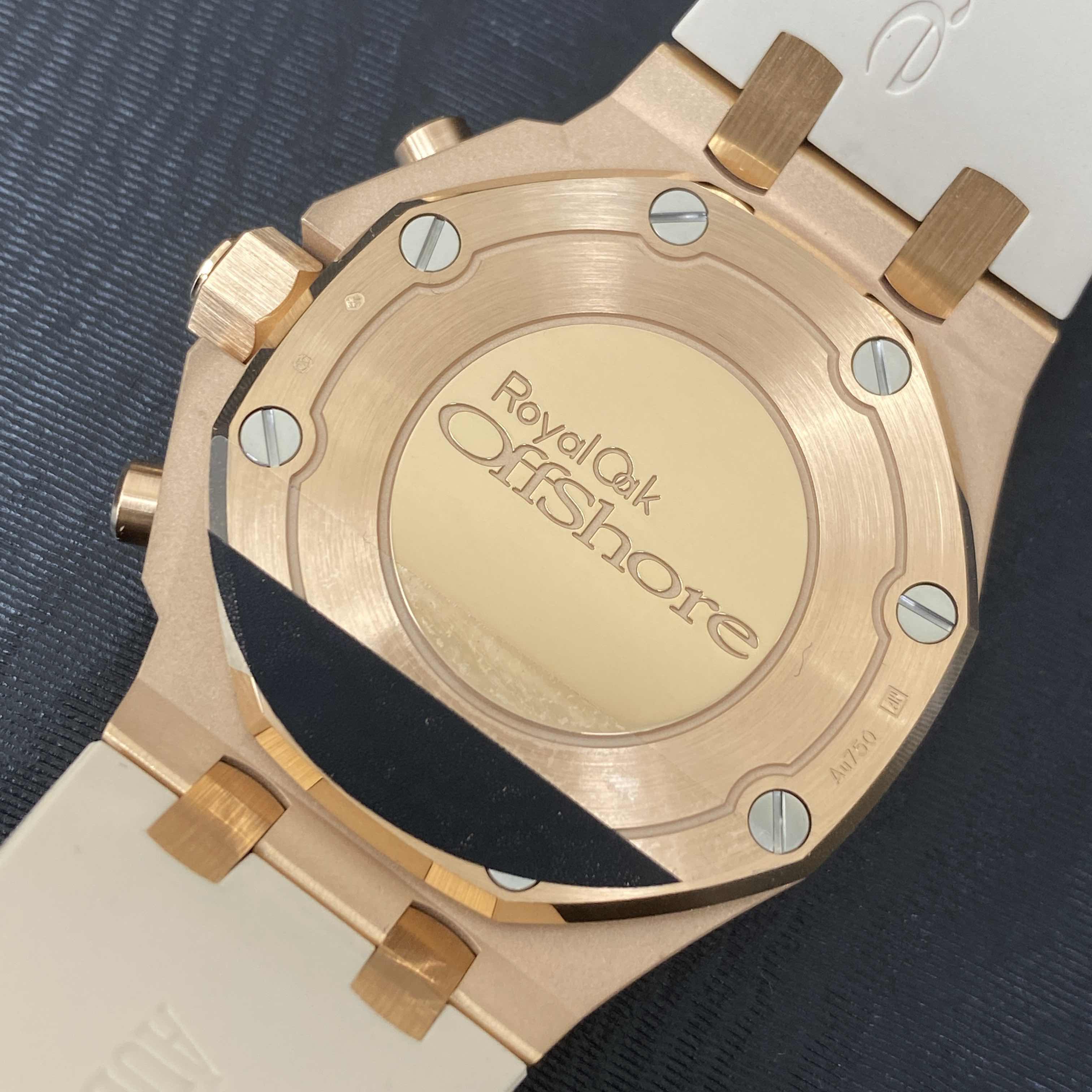 Audemars Piguet 26236OR.YY.D085CA.01 ROYAL OAK OFFSHORE Automatic 18kt Rose Gold & Sapphire