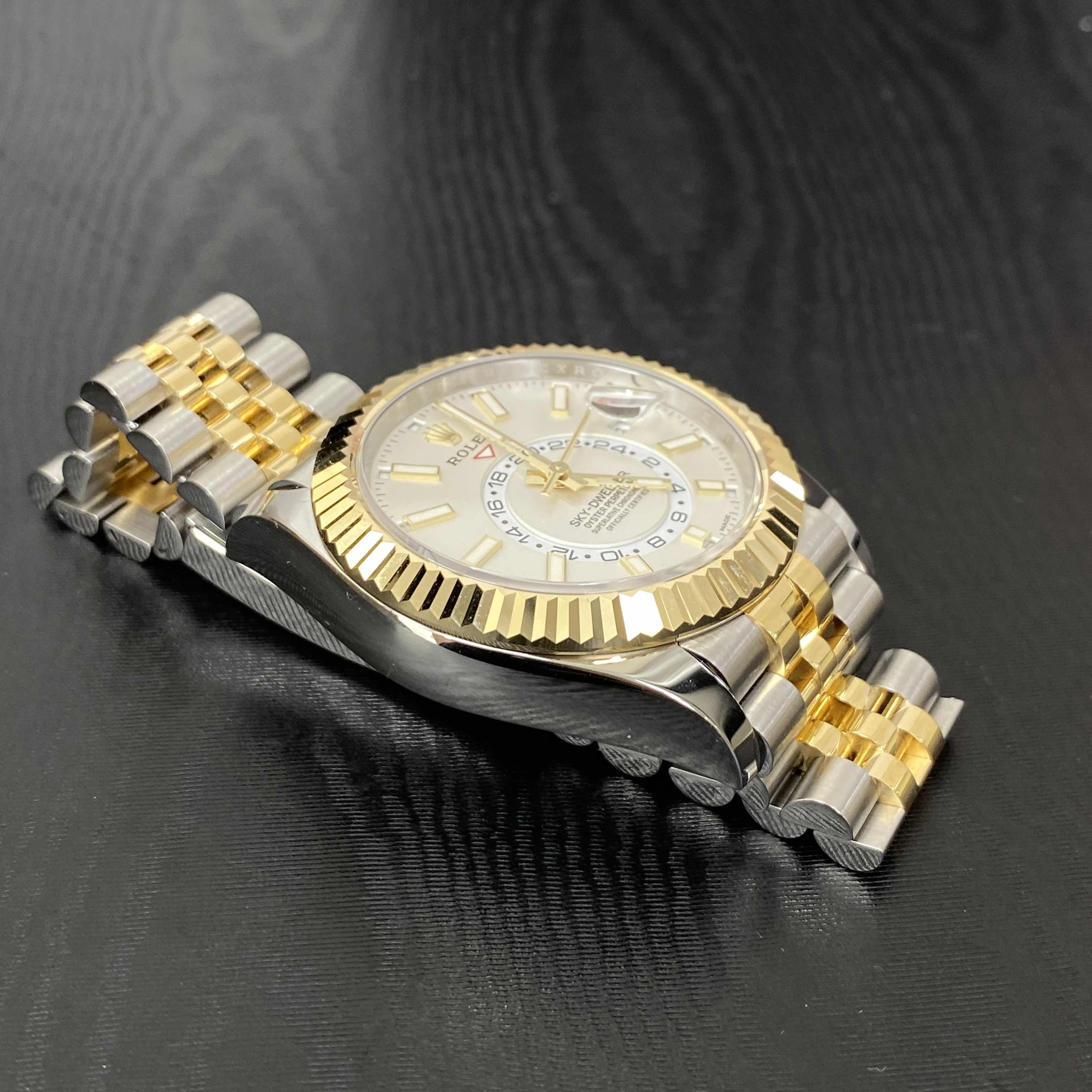 Rolex 326933-0010 SKY-DWELLER Automatic 18kt Gold & Steel