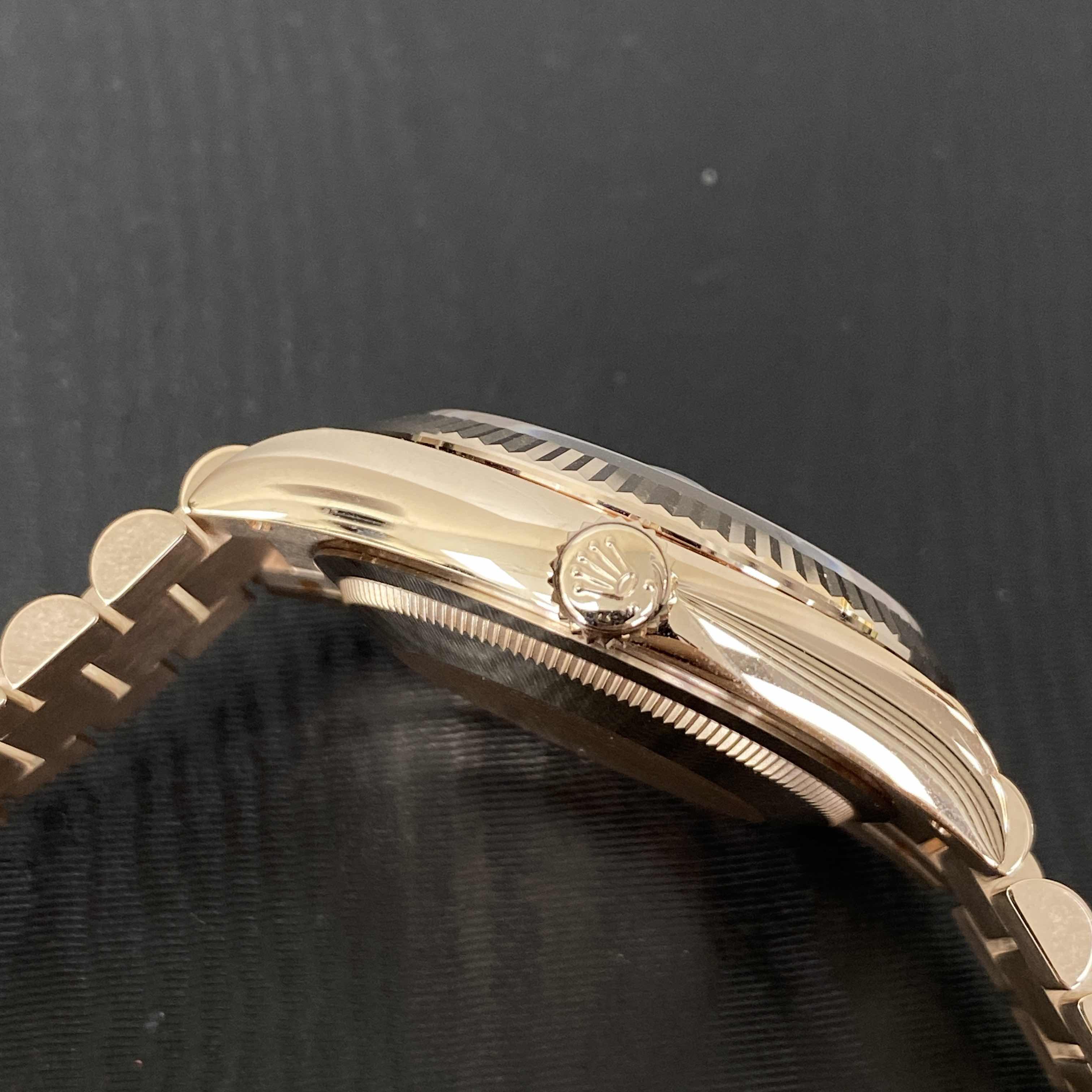 Rolex 128235-0052 DAY-DATE Automatic 18kt Rose Gold