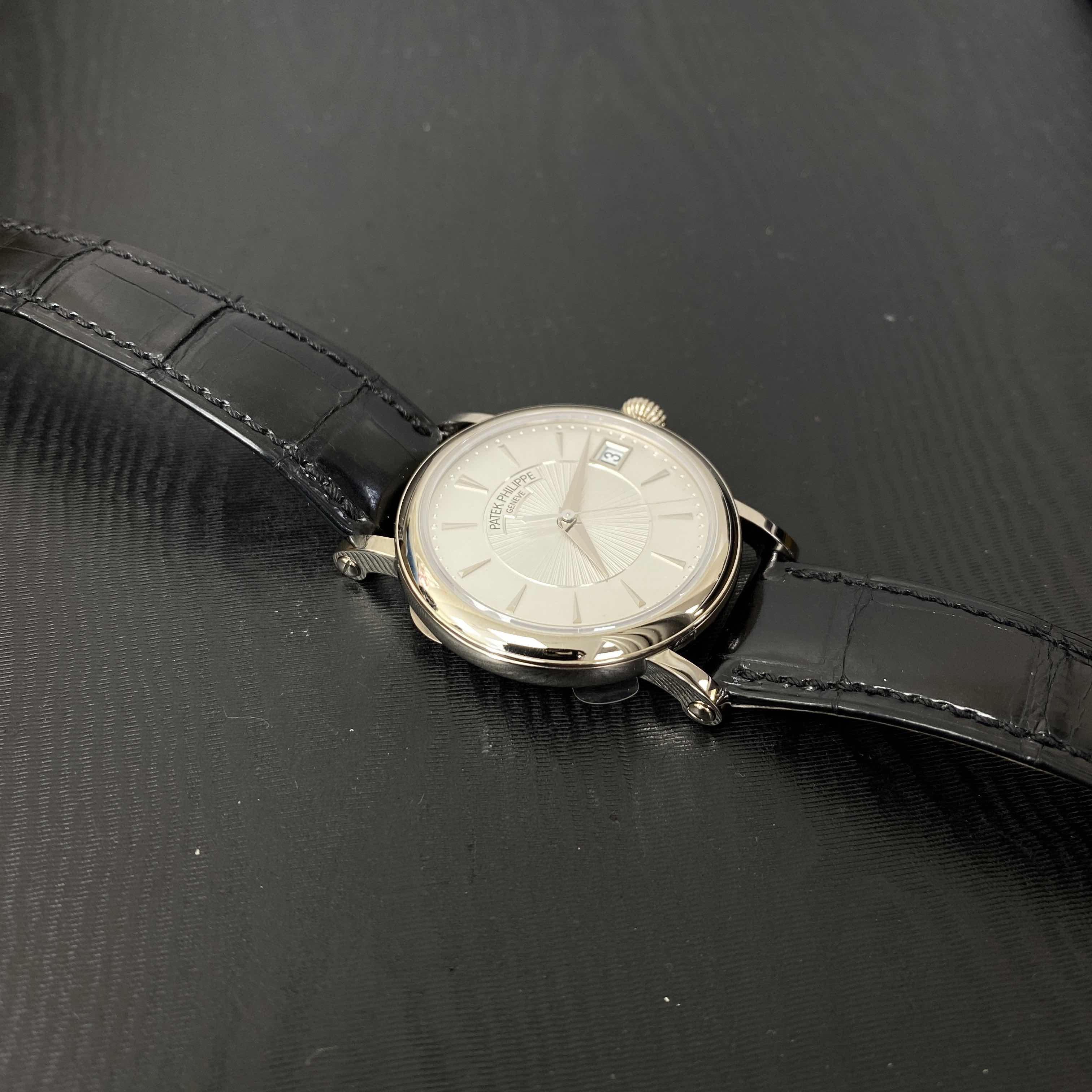 Patek Philippe 5153G-010 CALATRAVA Automatic 18kt White Gold