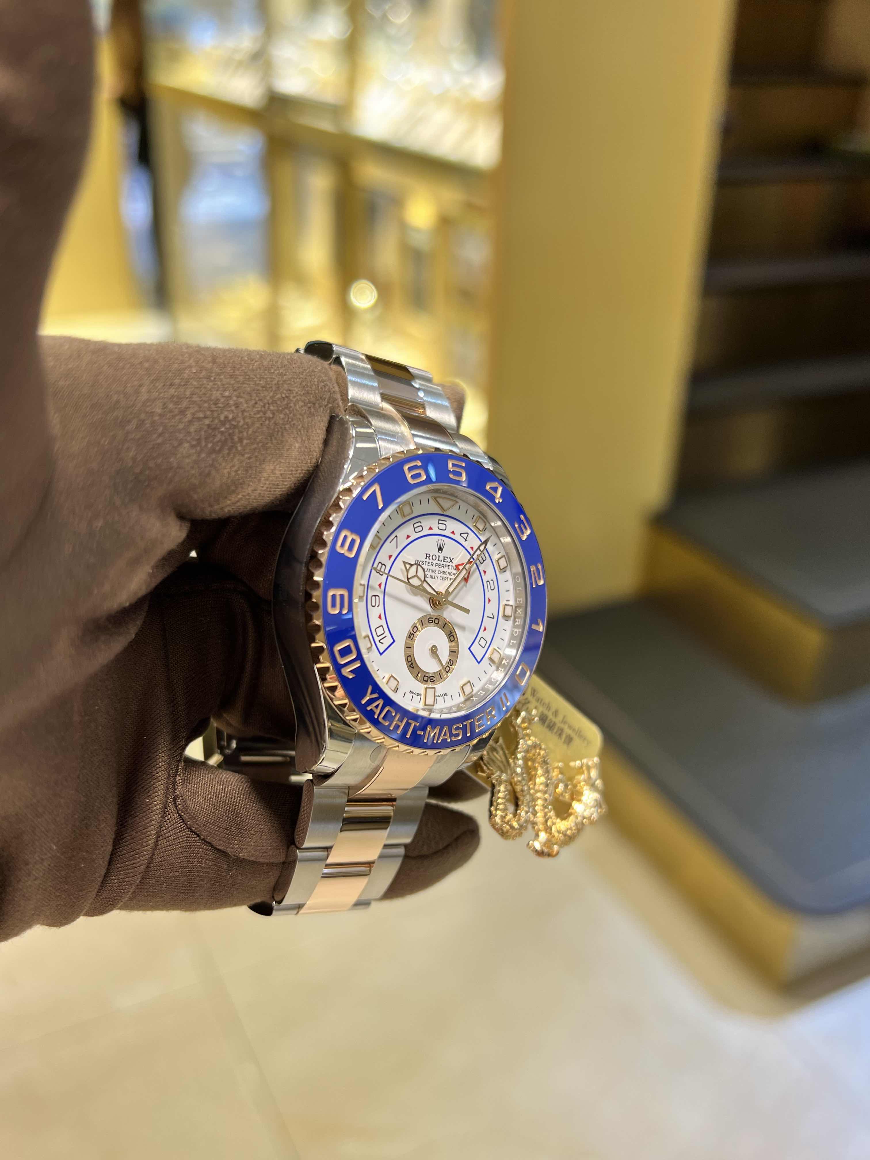 Rolex 116681-0002 YACHT MASTER II Automatic 18kt Rose Gold & Steel